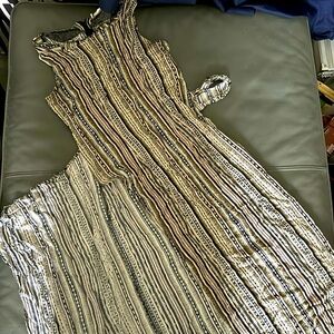 Long summer dress with tie ups